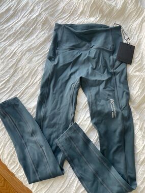 Bandit High-waist Stamina Leggings - Storm Grey - Q3 ‘24